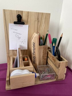 Klemmbrettorganizer, Beispielfoto B&uuml;roartikel aus Holz