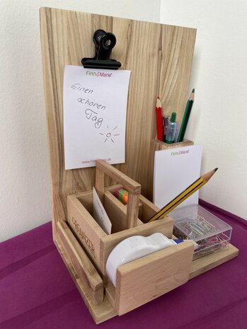 Klemmbrettorganizer, Beispielfoto Büroartikel aus Holz