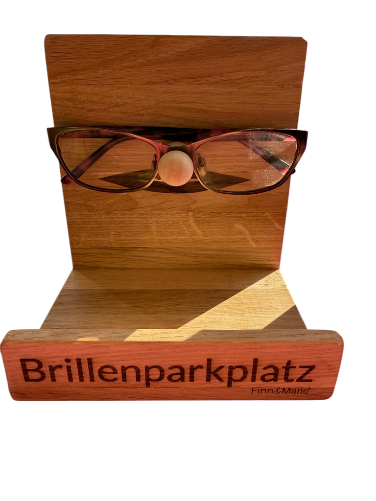 Brillenparkplatz aus Holz